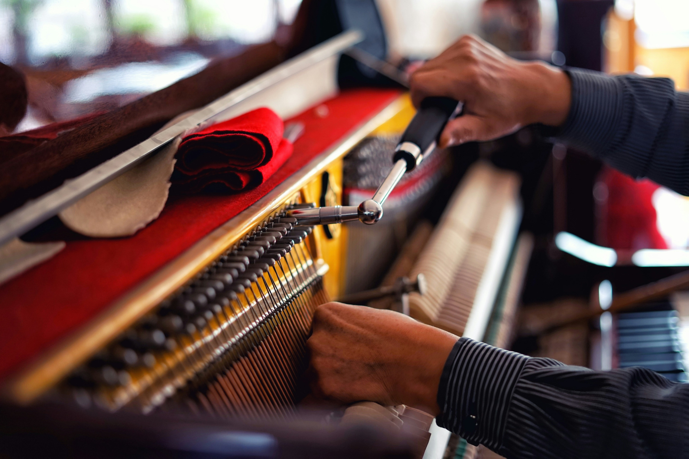piano tuning technician photo by karen zhao